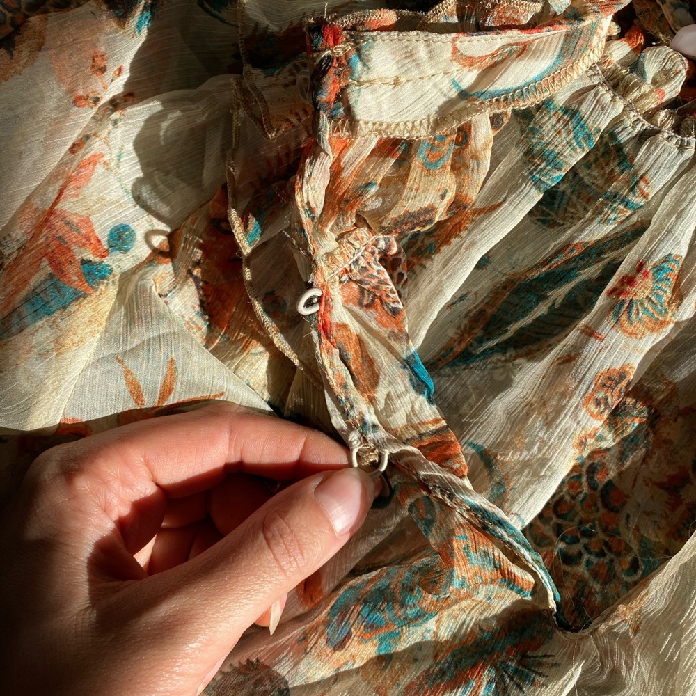 Zara Sheer Floral Ruffle Blouse - Picture 4 of 16
